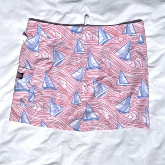 Vineyard Vines womens 8 board skirt pink blue sailboat cover up - Picture 3 of 3